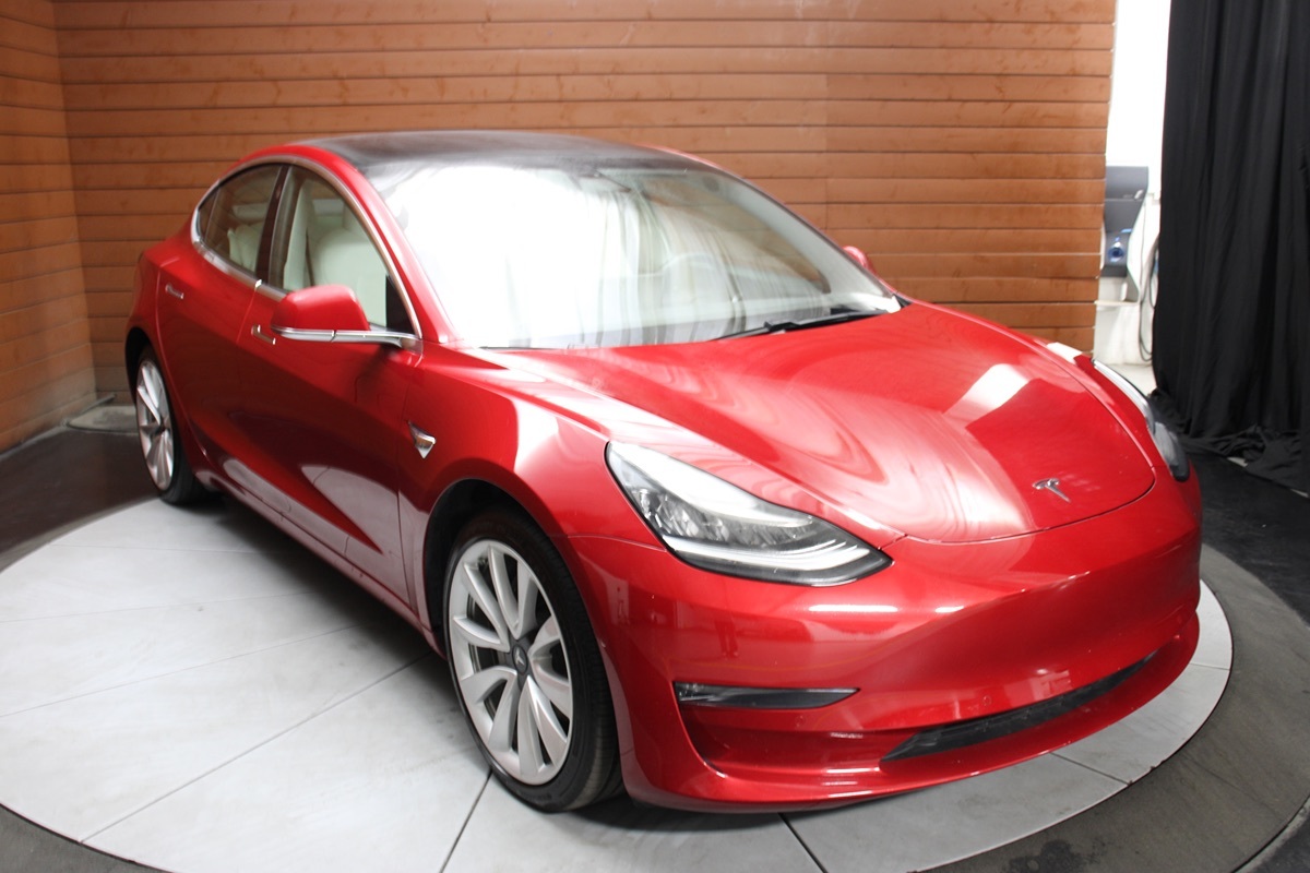 2020 Tesla Model 3 Long Range photo 16