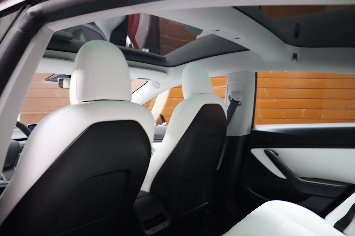 2020 Tesla Model 3 Long Range photo 34