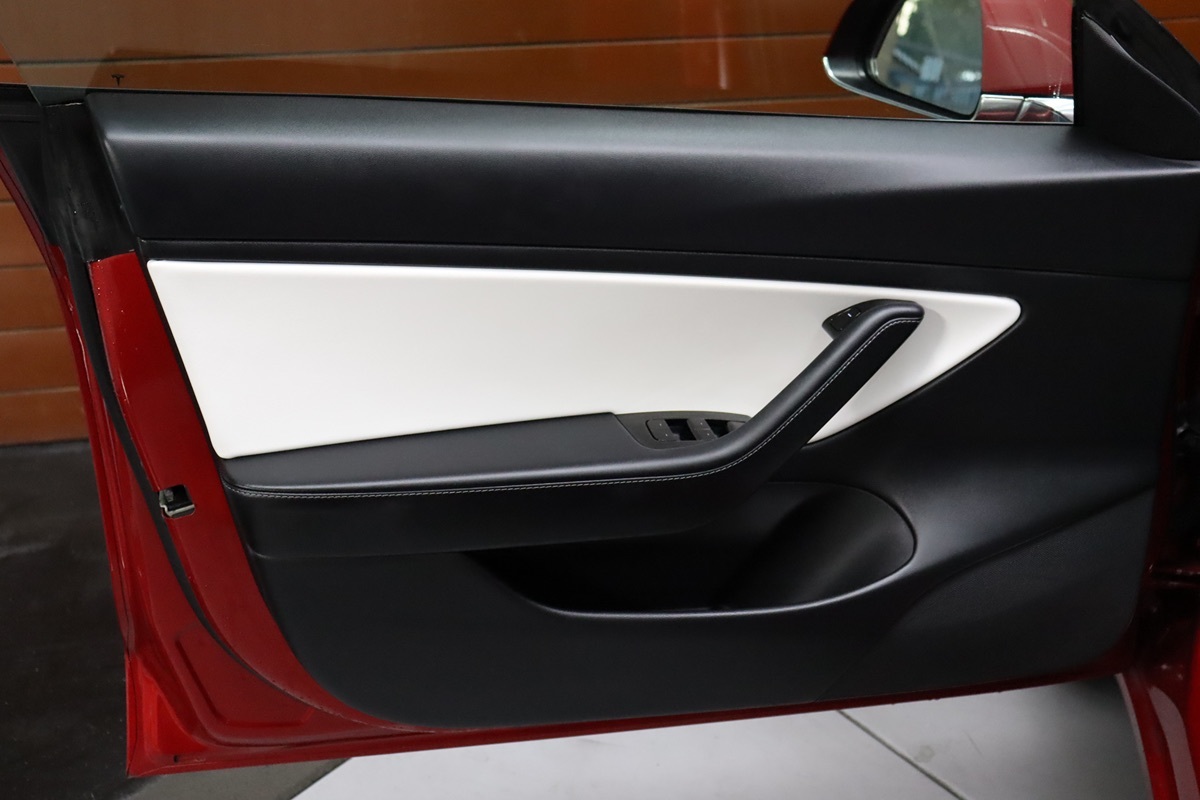 2020 Tesla Model 3 Long Range photo 40