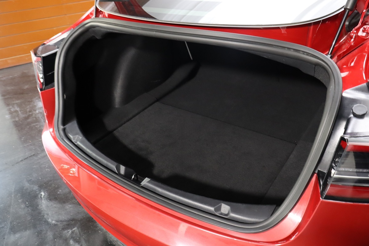 2020 Tesla Model 3 Long Range photo 12