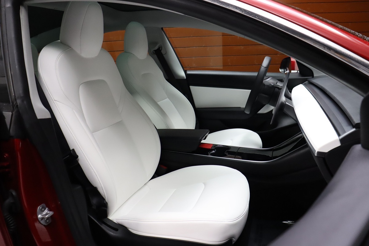 2020 Tesla Model 3 Long Range photo 46