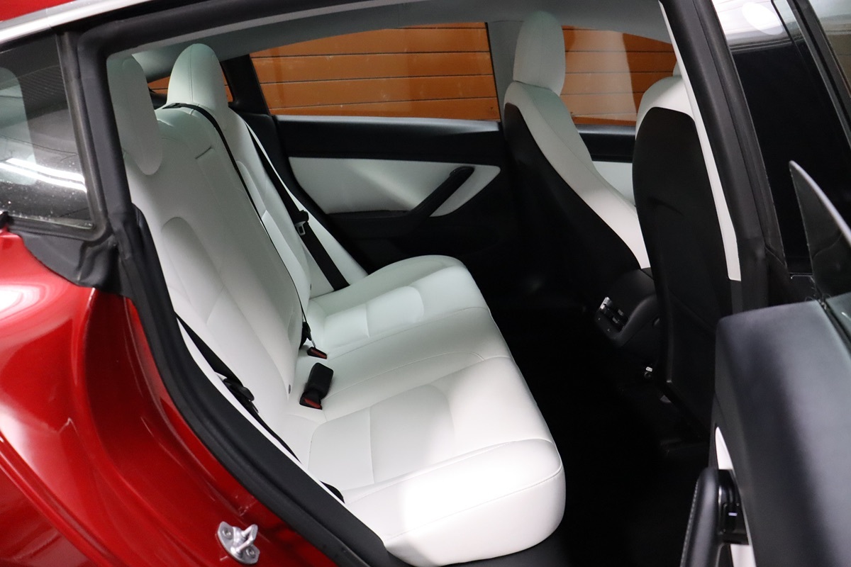 2020 Tesla Model 3 Long Range photo 49