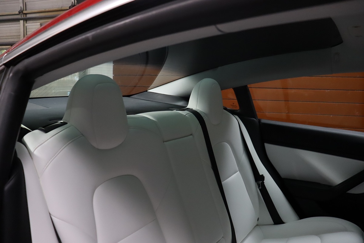 2020 Tesla Model 3 Long Range photo 52