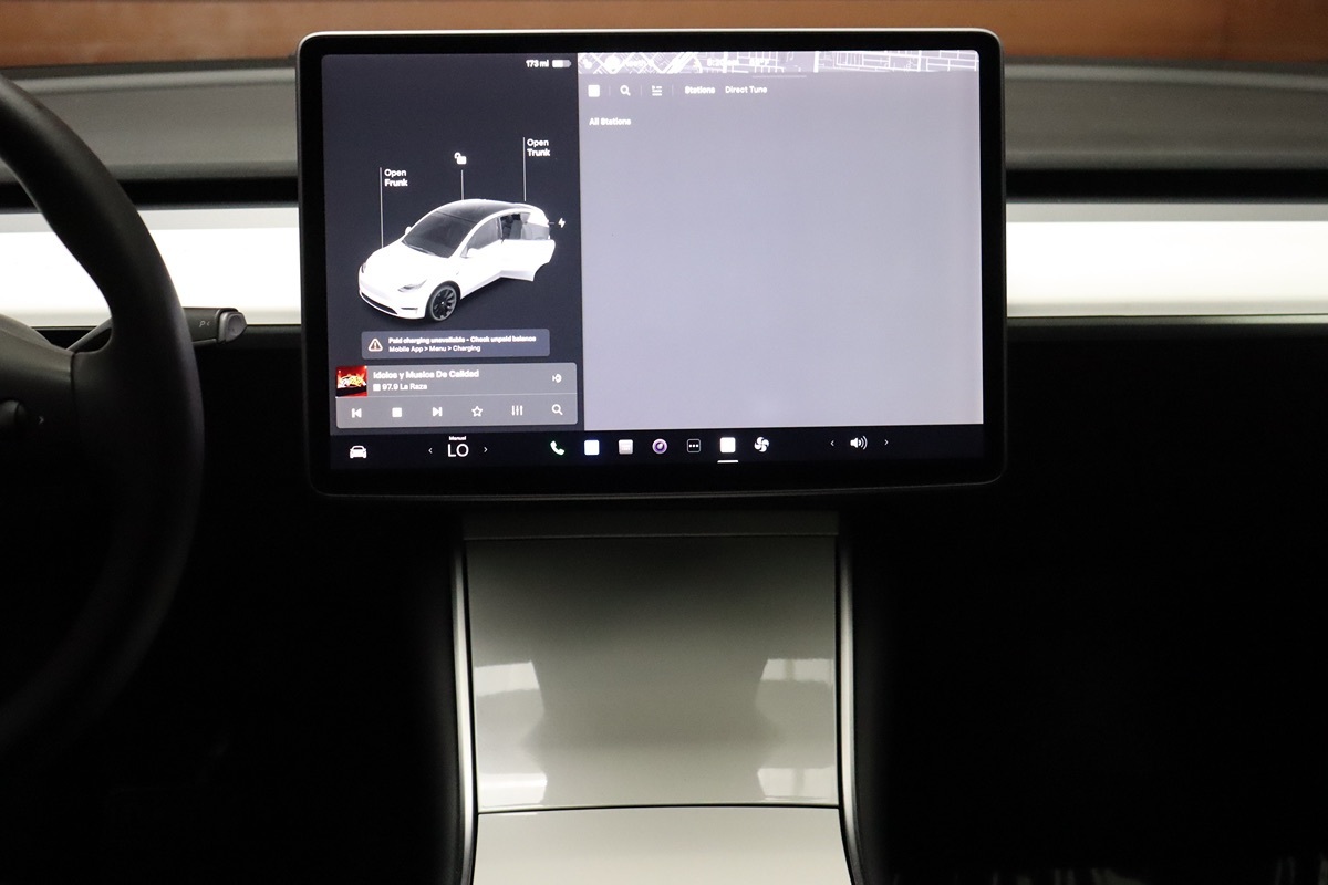 2021 Tesla Model Y Long Range photo 22
