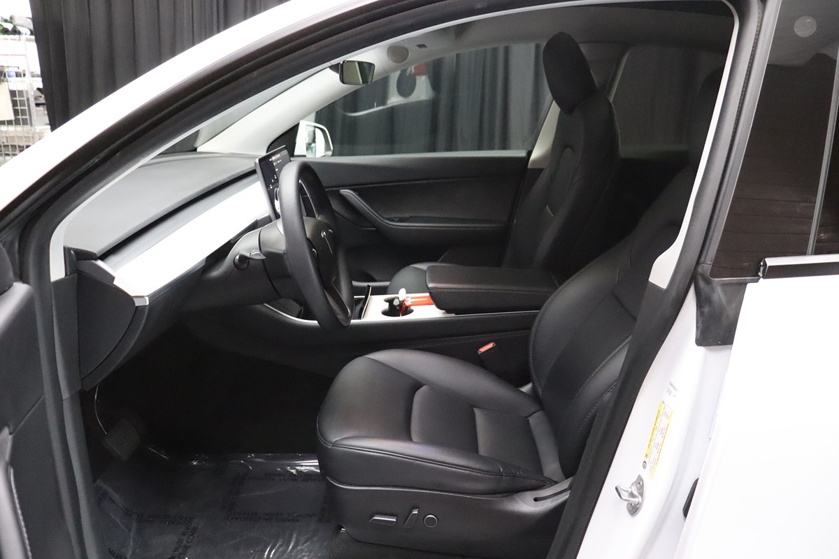 2021 Tesla Model Y Long Range photo 34