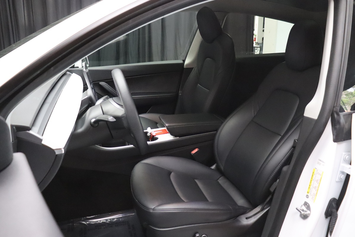 2021 Tesla Model Y Long Range photo 36