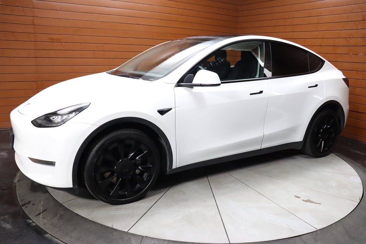 2021 Tesla Model Y Long Range photo 5