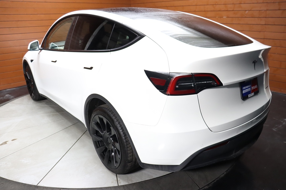2021 Tesla Model Y Long Range photo 8