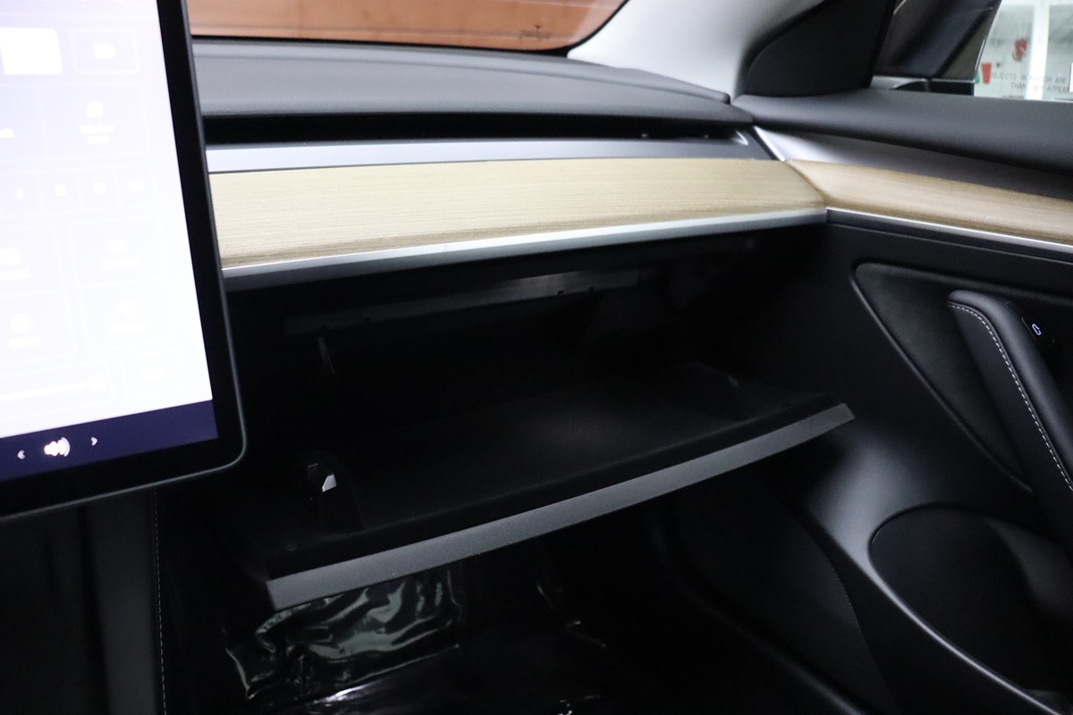2022 Tesla Model 3 Long Range photo 24