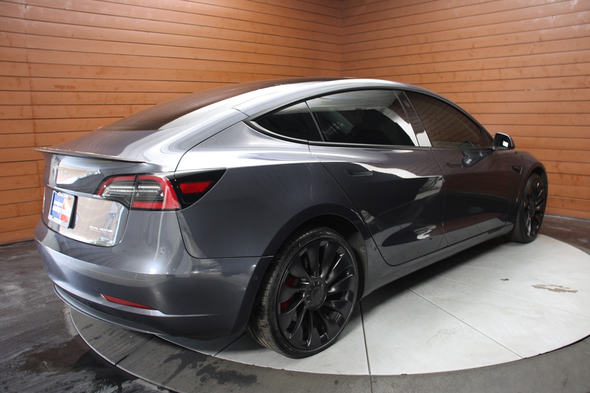 2022 Tesla Model 3 Performance photo 19
