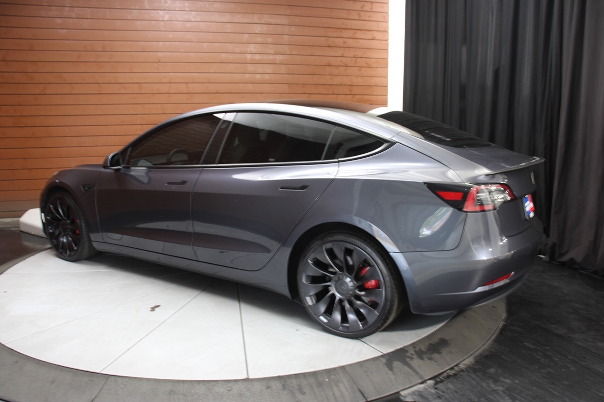 2022 Tesla Model 3 Performance photo 11