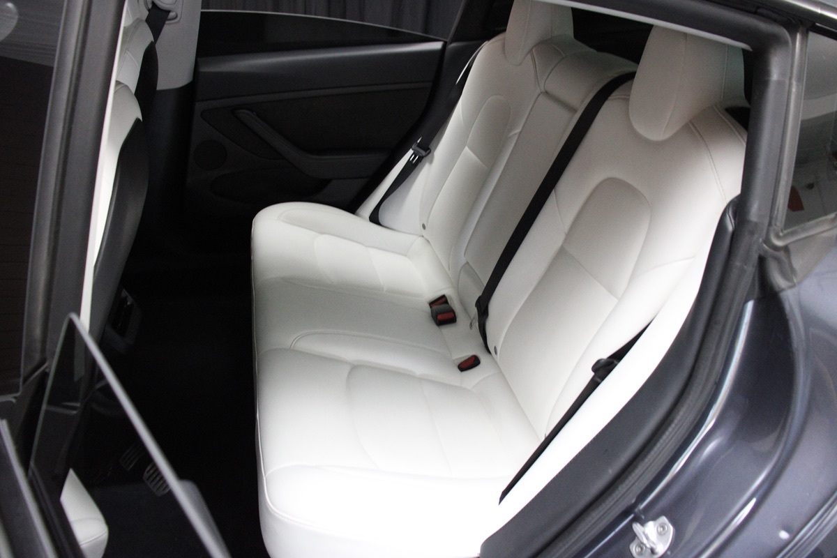 2022 Tesla Model 3 Performance photo 31