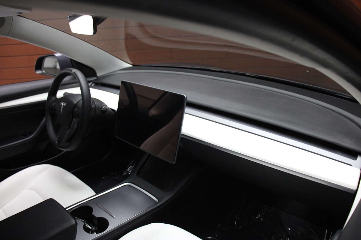 2022 Tesla Model 3 Performance photo 37