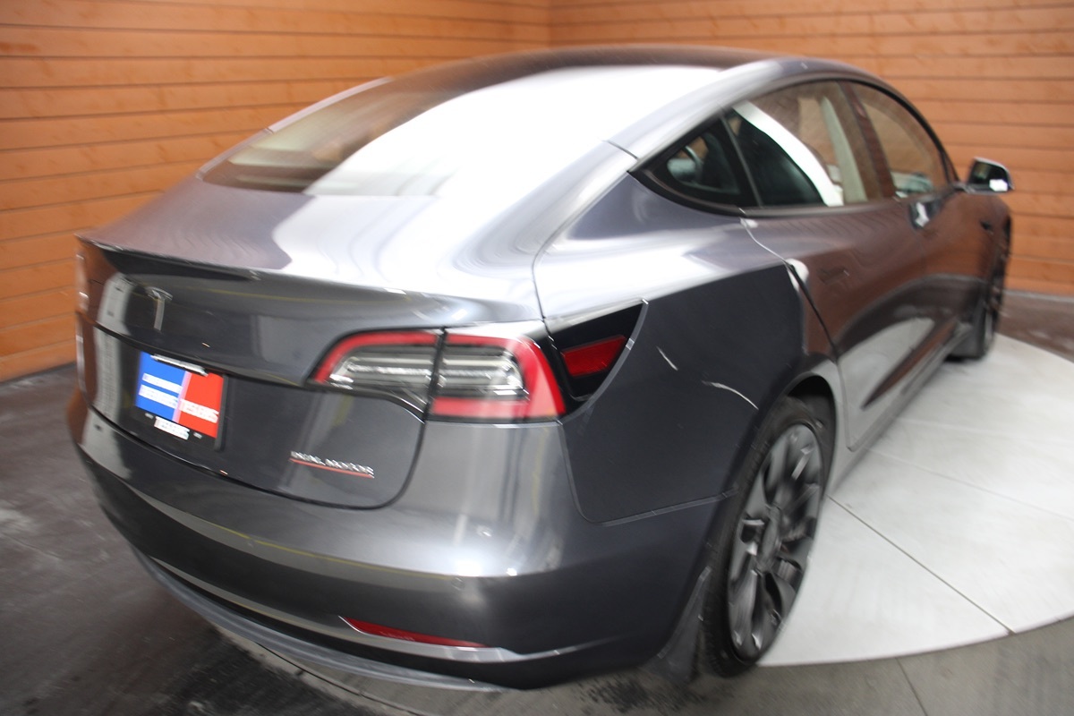 2022 Tesla Model 3 Performance photo 3