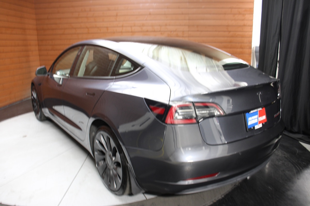 2022 Tesla Model 3 Performance photo 5