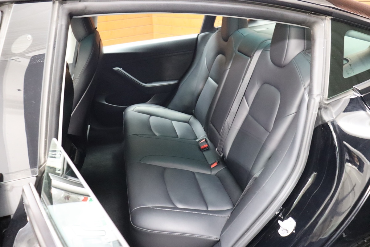 2022 Tesla Model 3 Long Range photo 30