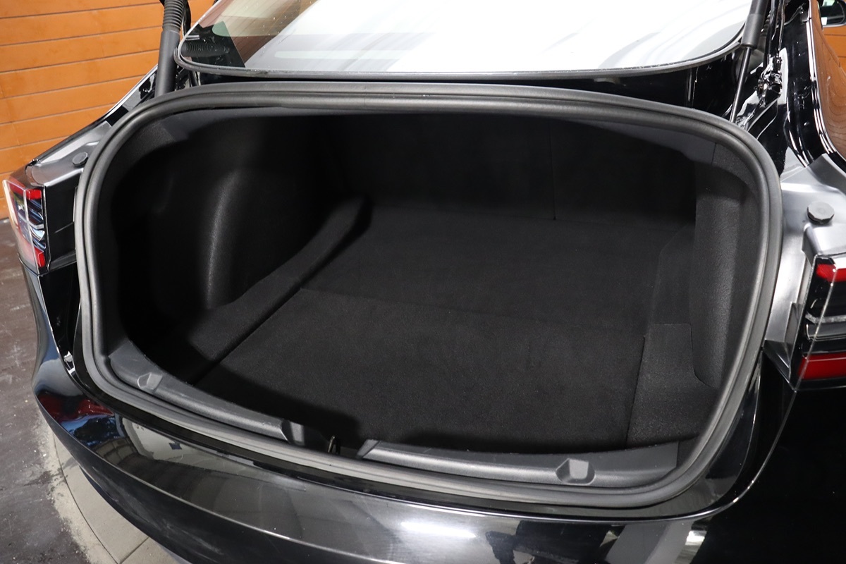2022 Tesla Model 3 Long Range photo 41