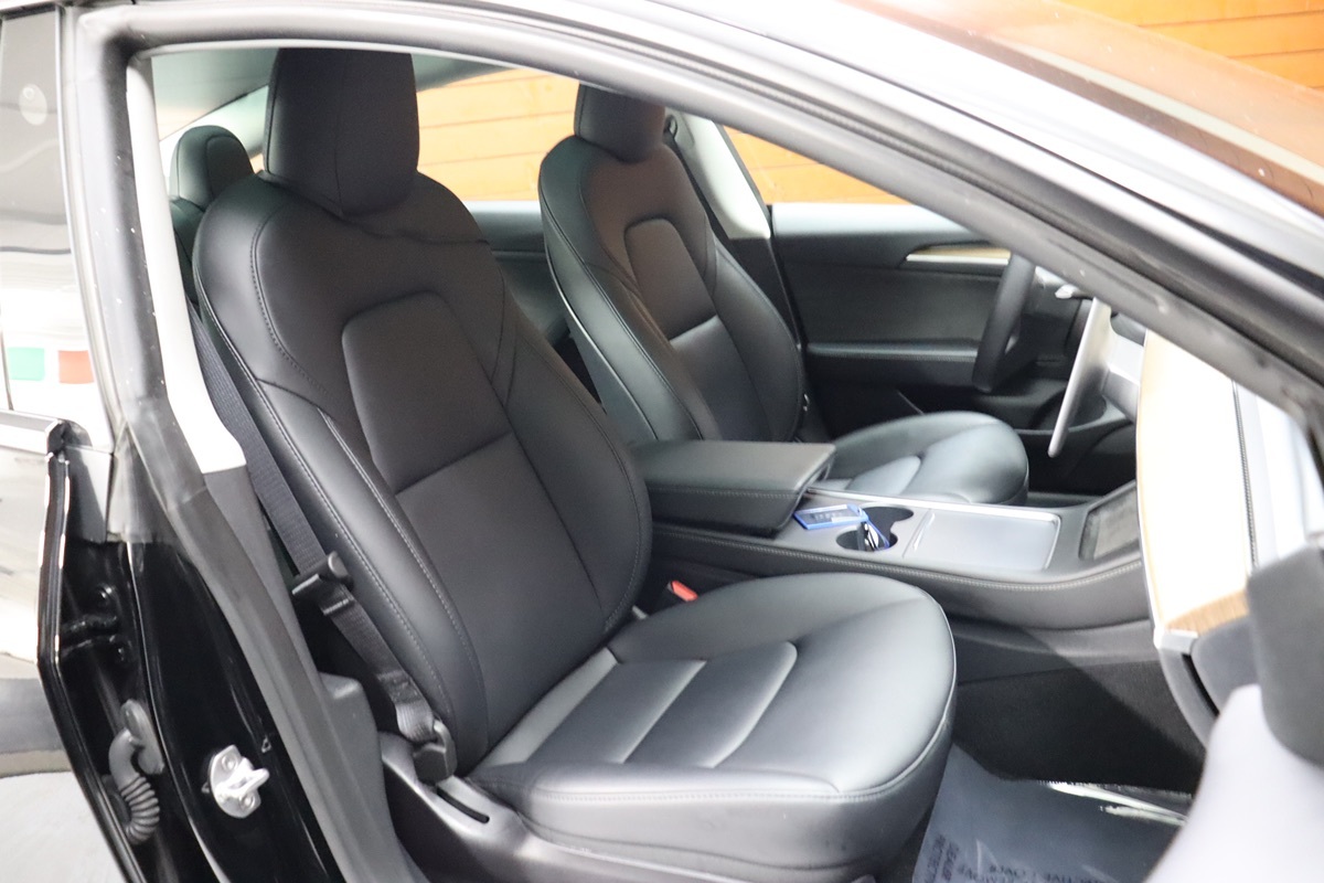 2022 Tesla Model 3 Long Range photo 44
