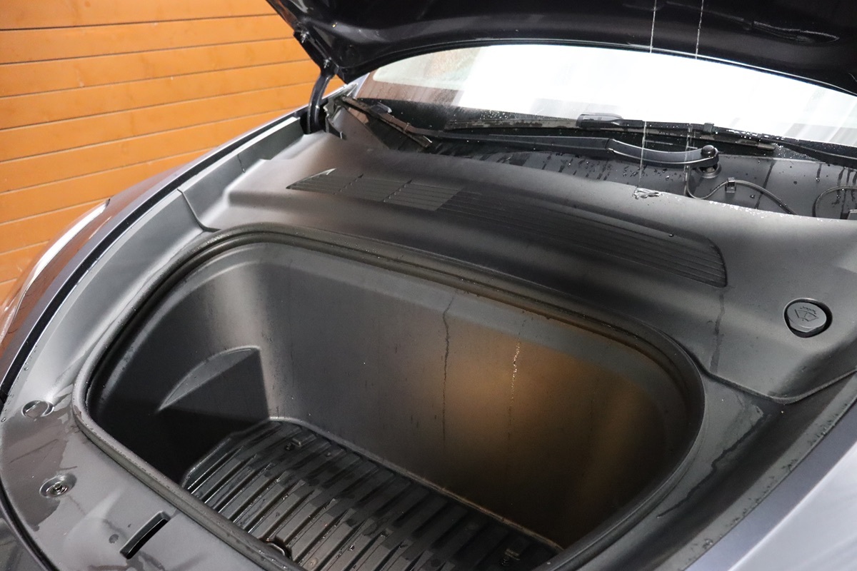 2022 Tesla Model Y Performance photo 2