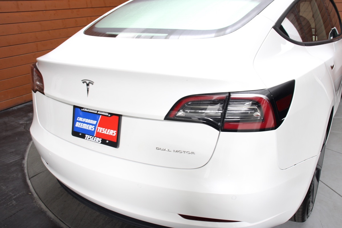 2021 Tesla Model 3 Long Range photo 12
