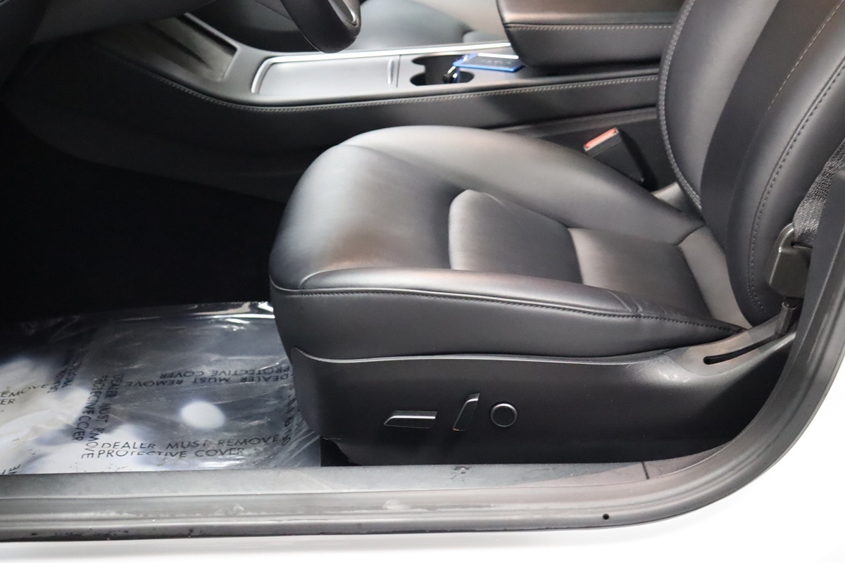 2021 Tesla Model 3 Long Range photo 29