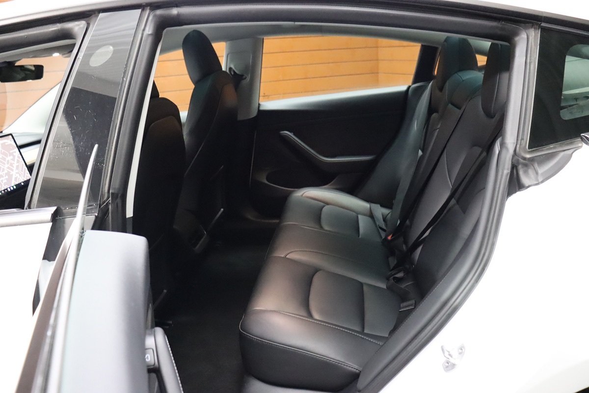 2021 Tesla Model 3 Long Range photo 33