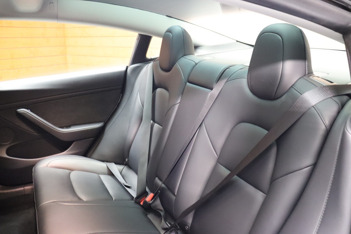 2021 Tesla Model 3 Long Range photo 36