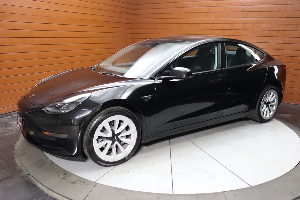 2021 Tesla Model 3 Long Range photo 17