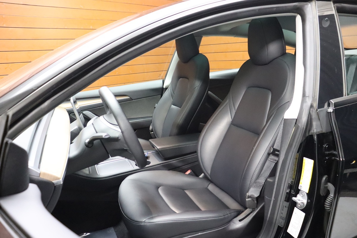 2021 Tesla Model 3 Long Range photo 23