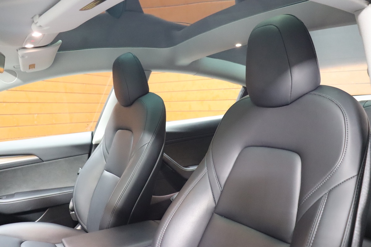 2021 Tesla Model 3 Long Range photo 24