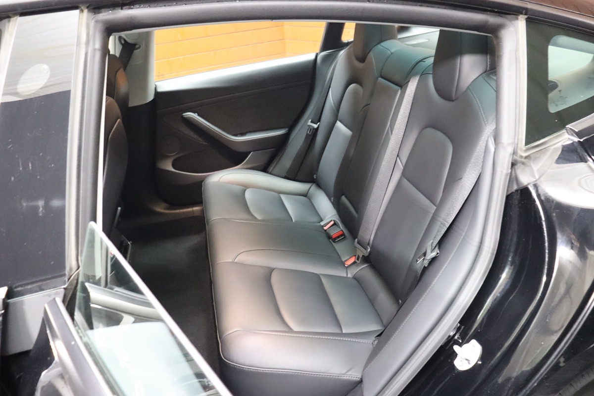 2021 Tesla Model 3 Long Range photo 27