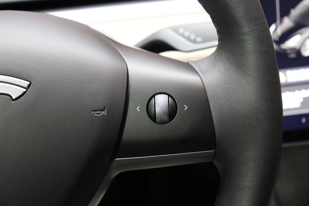2021 Tesla Model 3 Long Range photo 39