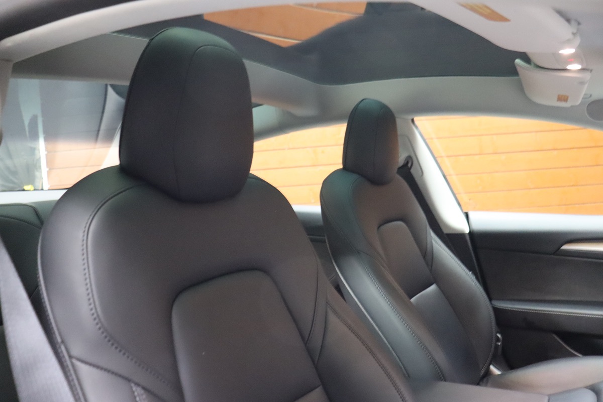 2021 Tesla Model 3 Long Range photo 48