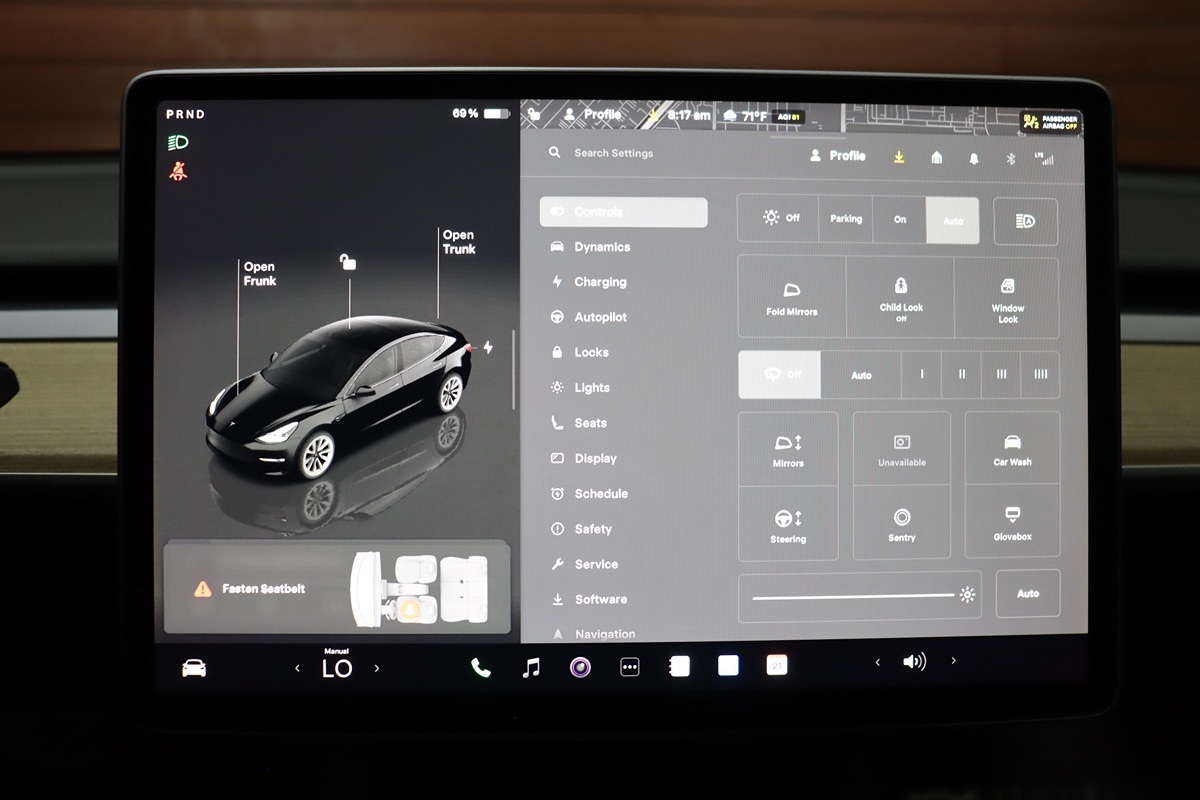 2022 Tesla Model 3 Long Range photo 21