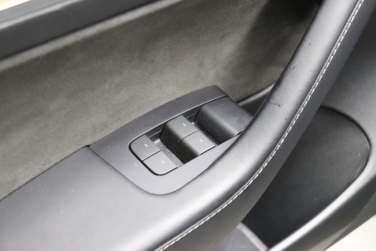 2022 Tesla Model 3 Long Range photo 26