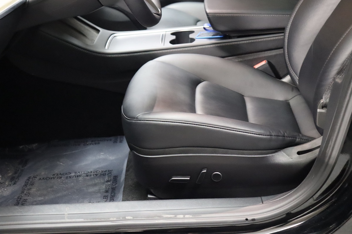 2022 Tesla Model 3 Long Range photo 29