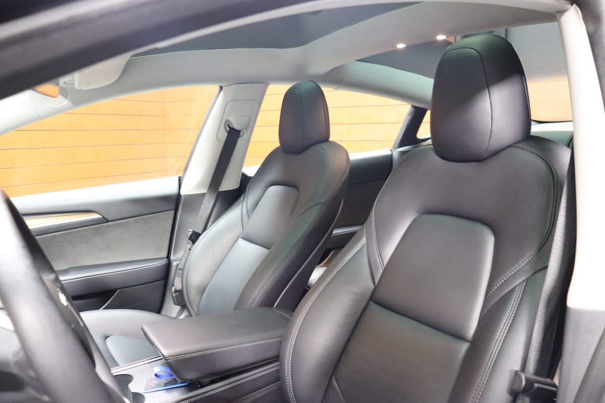 2022 Tesla Model 3 Long Range photo 31