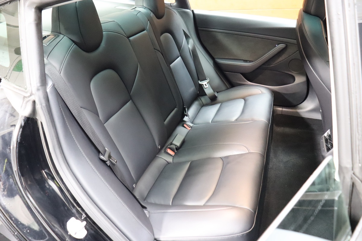 2022 Tesla Model 3 Long Range photo 54