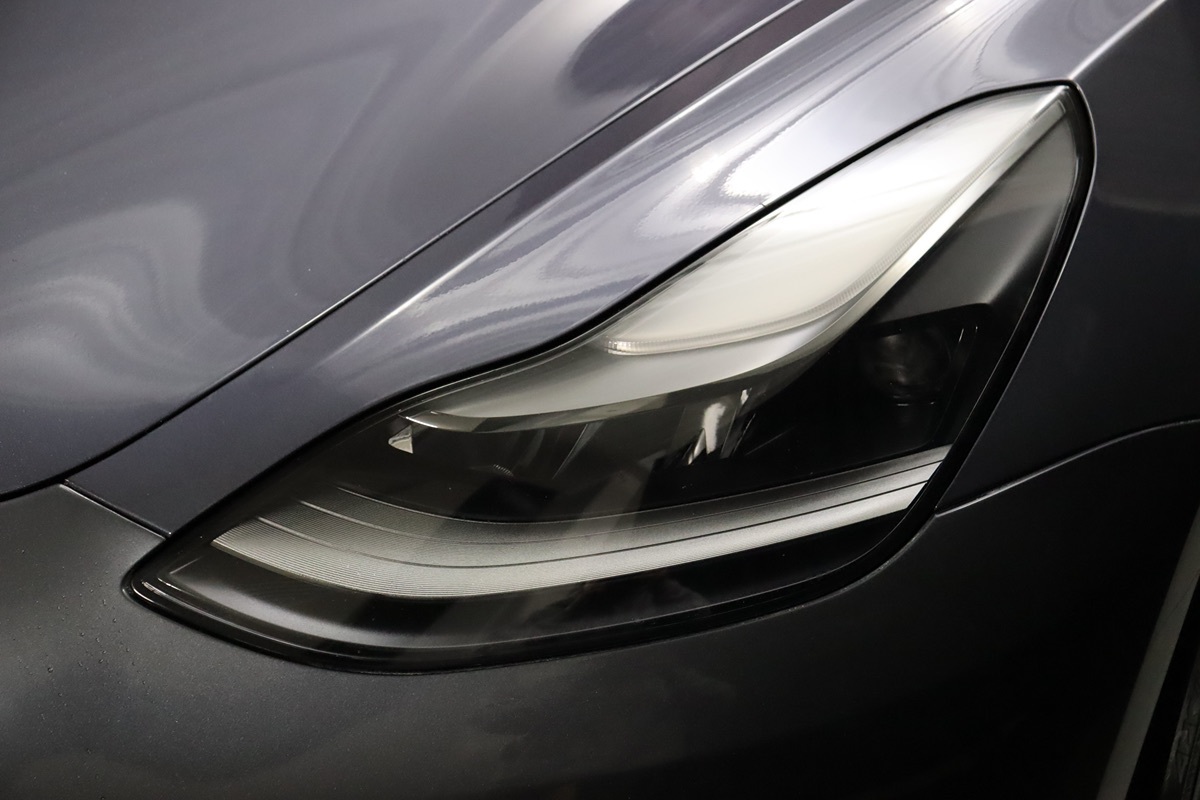 2022 Tesla Model 3 Long Range photo 5