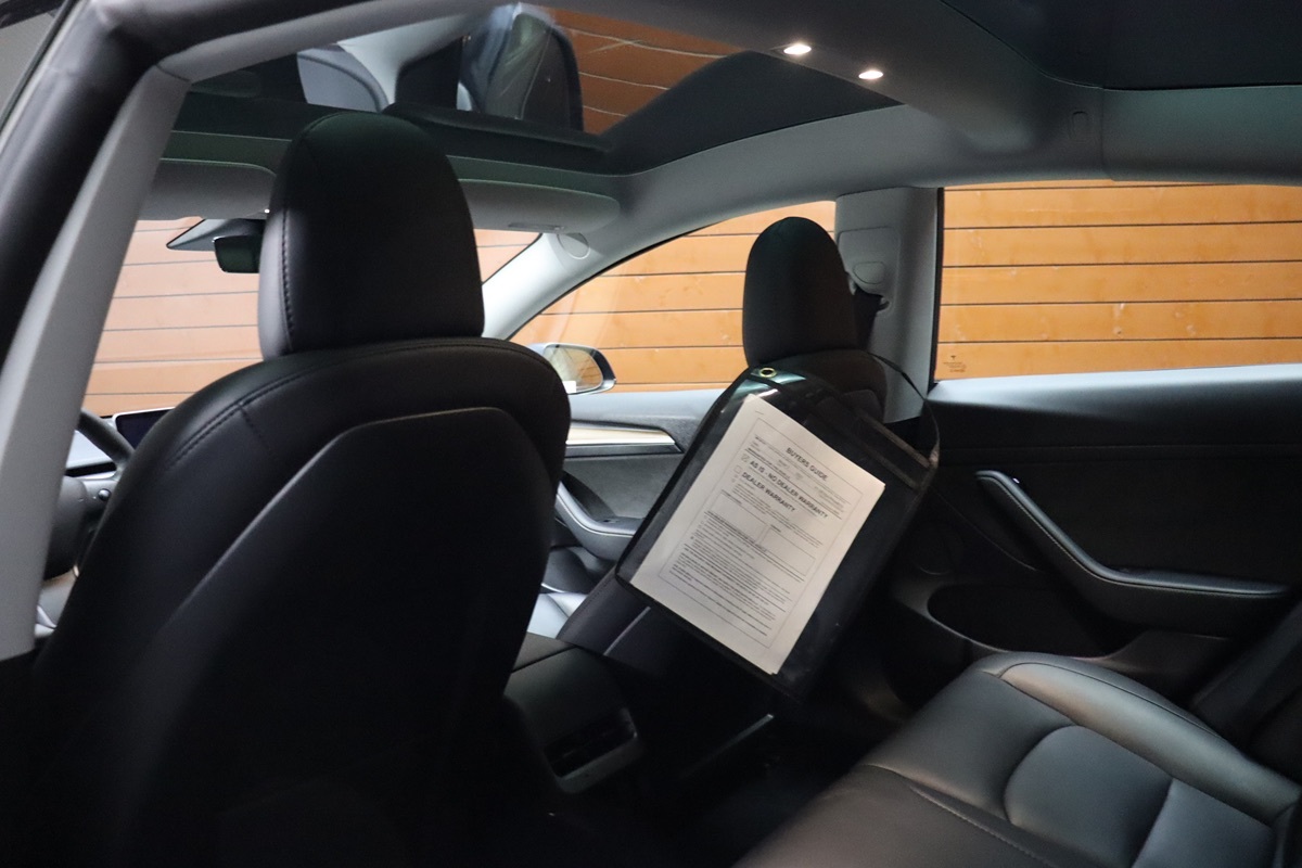 2022 Tesla Model 3 Long Range photo 29