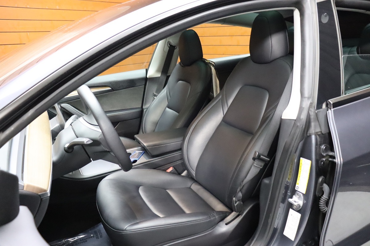 2022 Tesla Model 3 Long Range photo 27