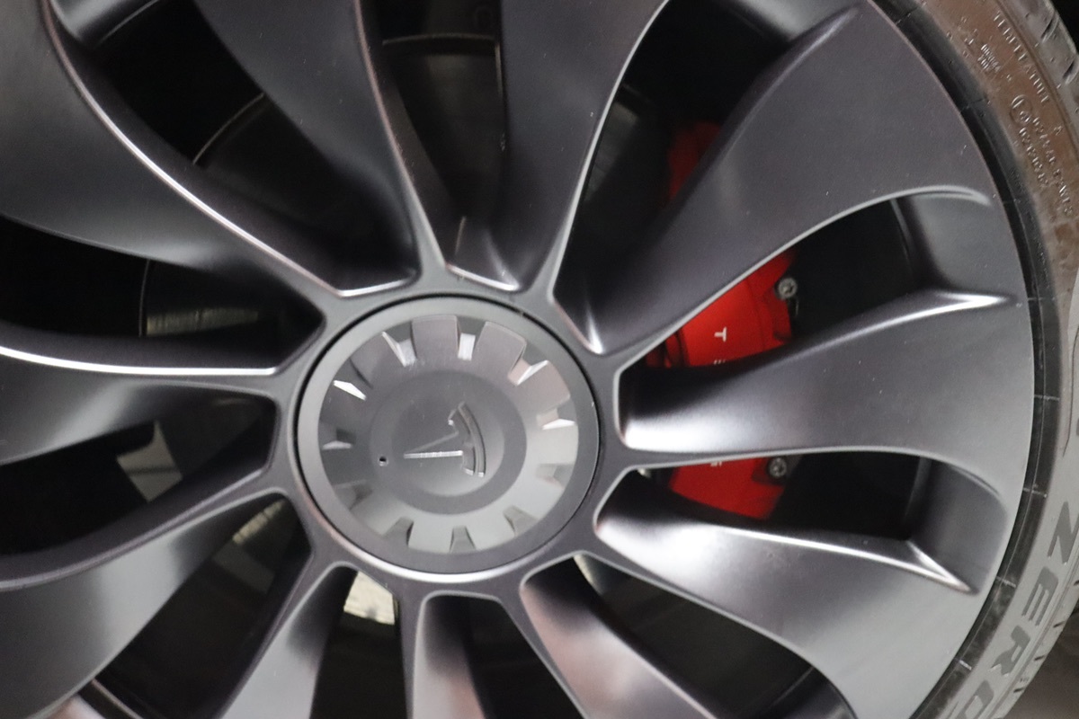 2022 Tesla Model Y Performance photo 7