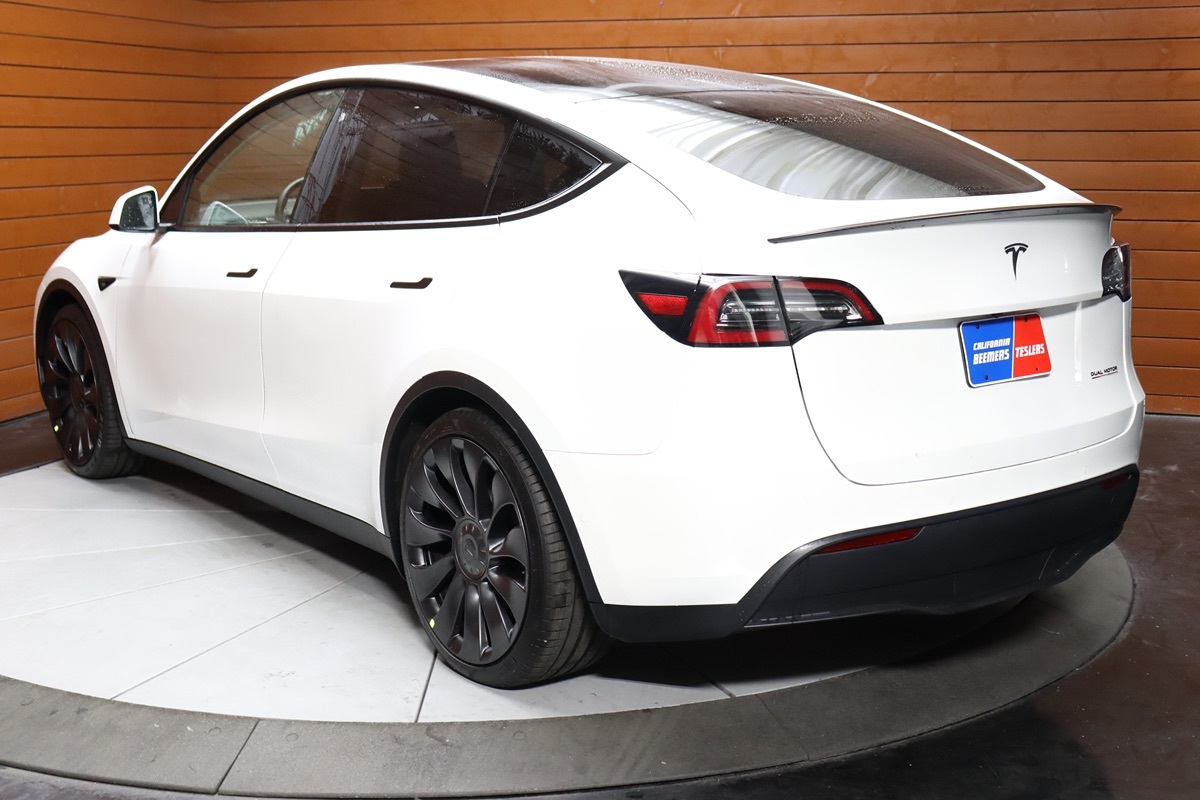 2022 Tesla Model Y Performance photo 10