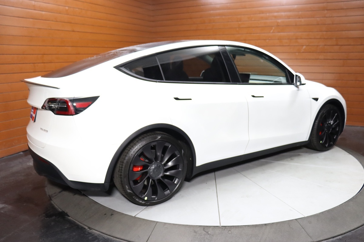 2022 Tesla Model Y Performance photo 21