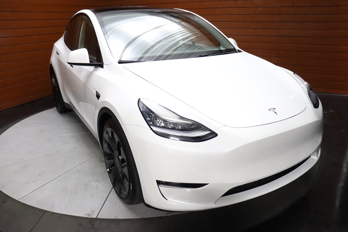 2022 Tesla Model Y Performance photo 18