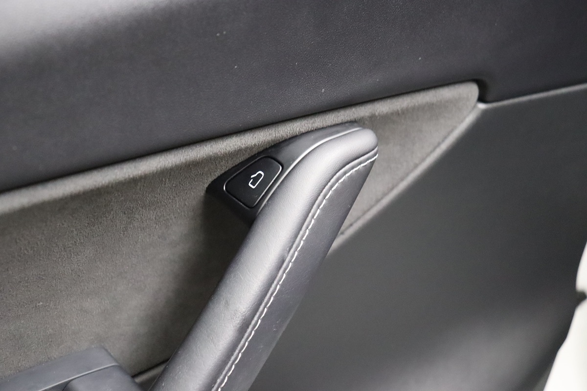 2022 Tesla Model Y Performance photo 31