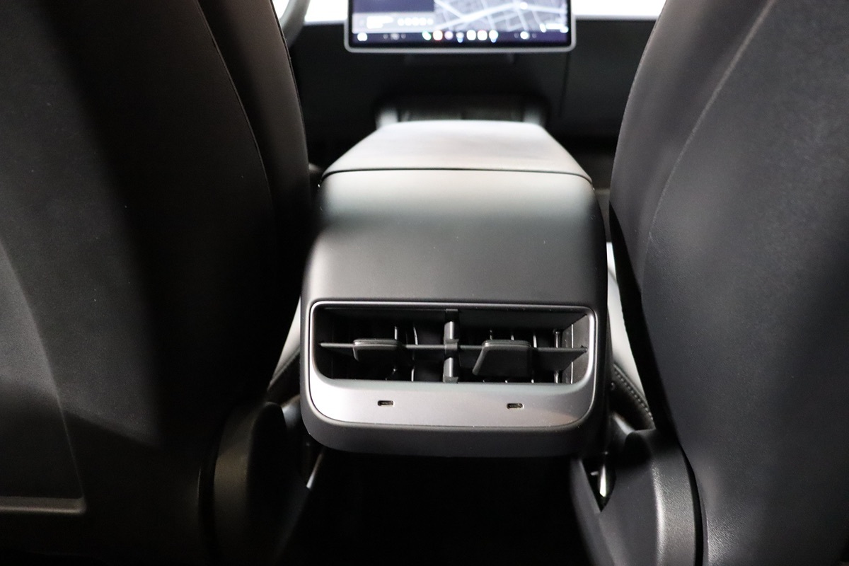 2022 Tesla Model Y Performance photo 42