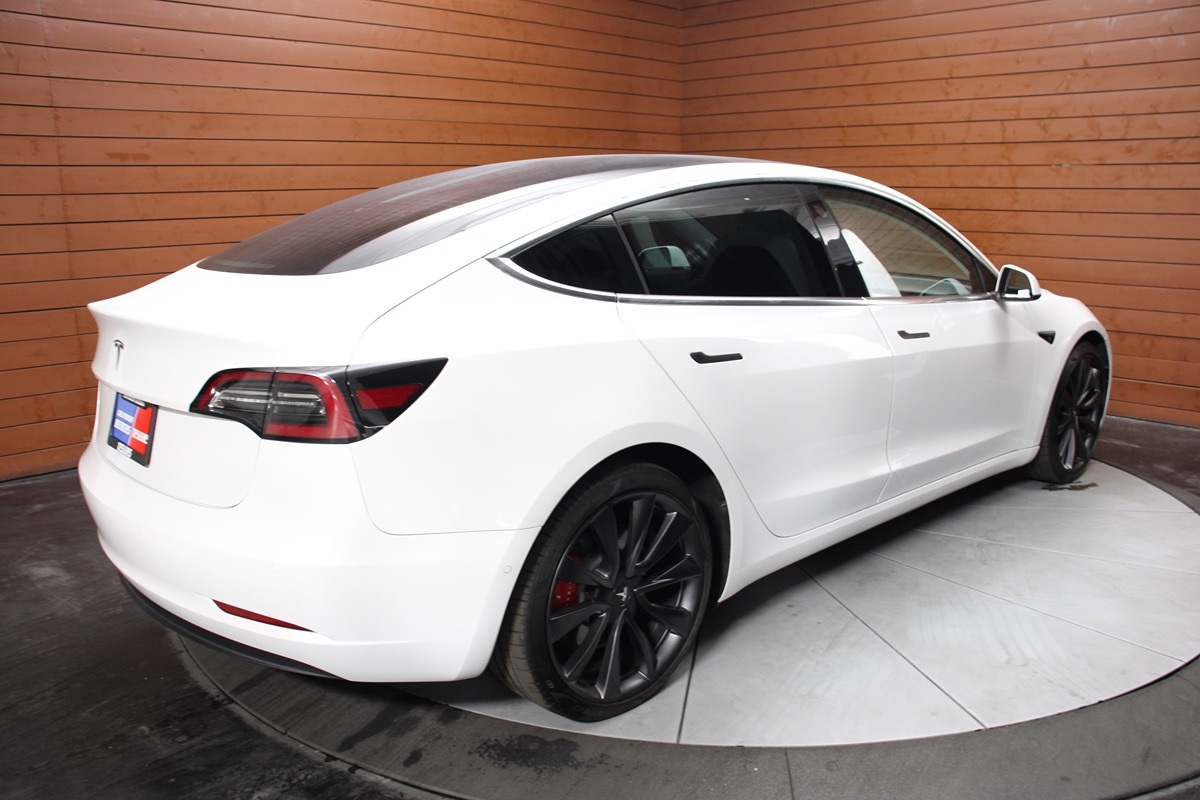 2020 Tesla Model 3 Performance photo 19