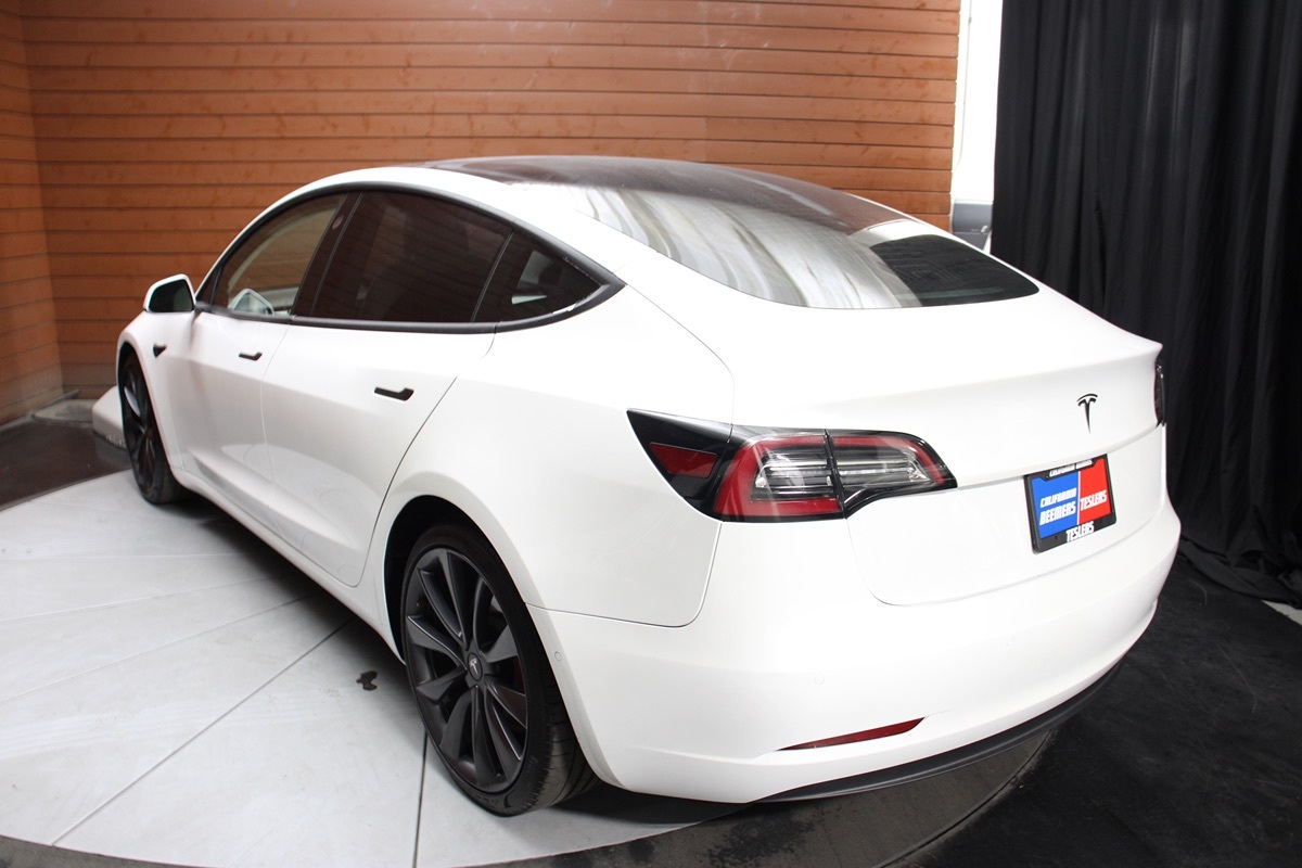 2020 Tesla Model 3 Performance photo 11