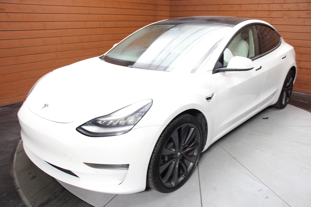 2020 Tesla Model 3 Performance photo 5
